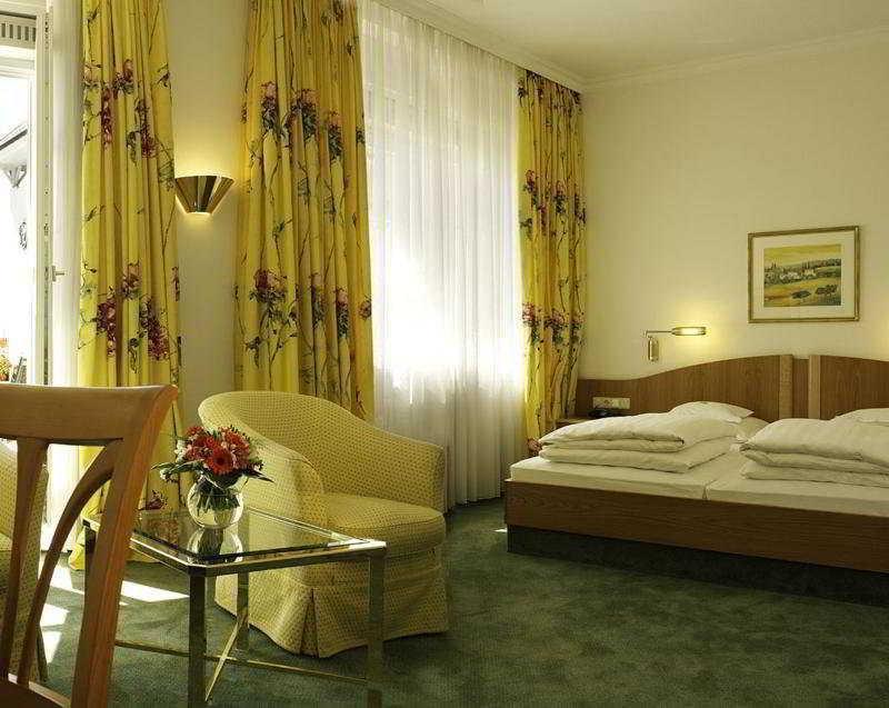 Hotel Reutemann-Seegarten Lindau  Extérieur photo
