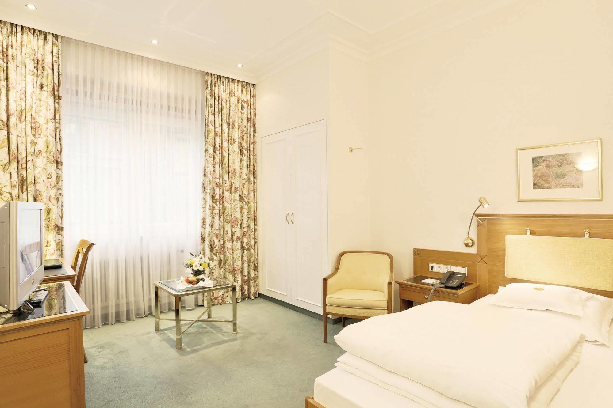 Hotel Reutemann-Seegarten Lindau  Extérieur photo